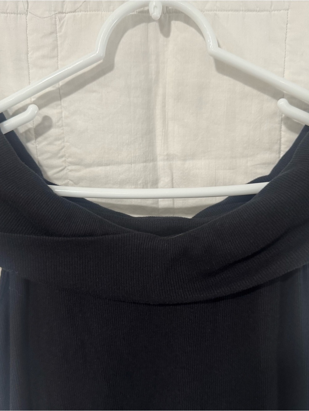 Pilcro Off-Shoulder Black Ribbed Top - Picture 2 of 4
